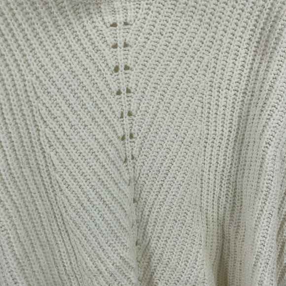 TIME AND TRU Ultra Soft Knitted Turtleneck Sweater - Picture 3 of 6